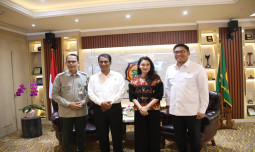 Mentan Amran dan Gubernur Maluku Utara Bahas Optimalisasi Sektor Pertanian dan Ketahanan Pangan