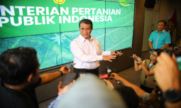 Mentan Amran Ungkap Kejanggalan Data Beras di Cipinang, Diduga Permainan Mafia Pangan