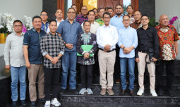 Minggu Pagi, Mentan Amran dan KOPEK Sepakat Pacu Hilirisasi dan Industri Kelapa