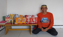 Petani Milenial Polman Raup Cuan Jutaan Rupiah dari Budidaya Jamur Tiram