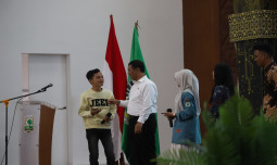 Mentan Amran Bagi Kiat Sukses di Unand: Mahasiswa Harus Mandiri dan Pantang Menyerah