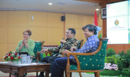 Setelah Beras, Mentan Amran Fokus Peningkatan Produksi dan Hilirisasi Komoditas Perkebunan