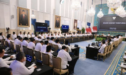 Mentan Amran: Stok Beras Nasional Sangat Baik, Bulan Depan Tembus 5 Juta Ton