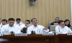 Petani Menjerit Gula Tak Laku, Mentan Amran Minta Tertibkan Impor Gula Rafinasi