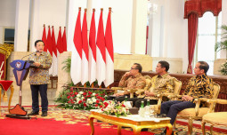 Penghargaan Tertinggi Ketahanan Pangan FAO Diterima Presiden, Mentan Amran Ucapkan Terima Kasih kepada Petani