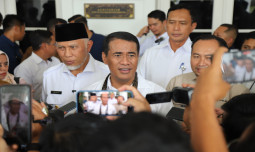 Mentan Dorong Percepatan Hilirisasi Gambir di Sumatera Barat