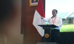 Tindak Tegas, Mentan Amran Cabut Izin Distributor Pupuk Subsidi Yang Persulit Petani