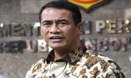 Gaji dan Tunjangan Mentan Andi Amran akan Diberikan  ke Yatim Piatu