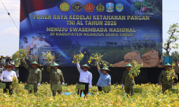 Kementan, TNI AL, dan Pemkab Nganjuk Kolaborasi Pacu Swasembada Kedelai Nasional
