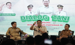 Tingkatkan Produksi Nasional, Wamentan Sudaryono Ajak Petani Lombok Maksimalkan Masa Tanam Awal 2025