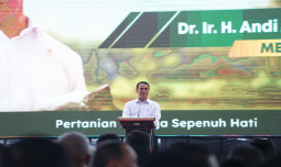 Mentan Amran Targetkan Kabupaten Gowa Mengawali Capaian Swasembada