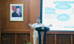 Cetak Sawah dan Oplah Jadi Prioritas, Mentan Amran Minta Kalsel Bergerak Cepat 