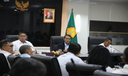 Harga Gabah Tidak Boleh Turun, Mentan Amran Ingatkan Bulog HPP Tahun Ini Rp6.500 Perkilogram