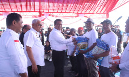 Pastikan Pupuk Subsidi Aman, Mentan Amran Dorong Petani Konawe Wujudkan Swasembada