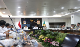 Wamentan Sudaryono Targetkan 1 Juta Hektar Lahan Baru untuk Tingkatkan Produksi Jagung