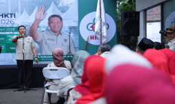 Wamentan Sudaryono Lepas Bantuan HKTI Rp1 Miliar untuk Pemalang dan Bandung Barat