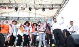 Mentan Amran Gerak Cepat Bantu Petani Lampung, Siapkan Pompa Air hingga Traktor