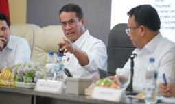 Mentan Amran Ultimatum Importir Pakan: Mainkan Harga, Izin Dicabut