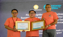 FAO Serahkan Apresiasi One Health kepada Kementan atas Inovasi Kader Zoonosis